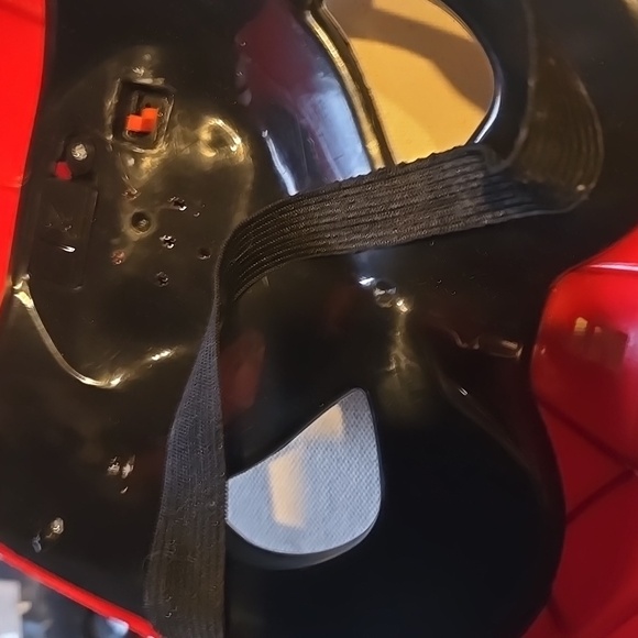 ❤️10/$40 Euc Red Spider-Man Mask - Picture 2 of 2